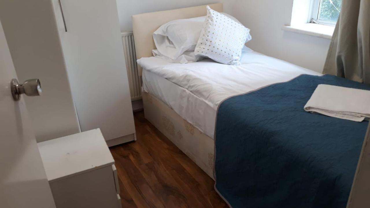 ロンドン13 Vale Houseアパートメント エクステリア 写真